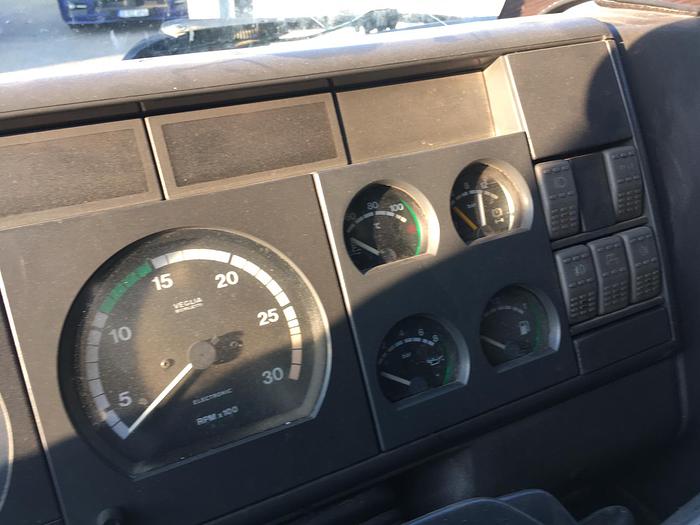 Used 2001 Iveco CURSOR 430