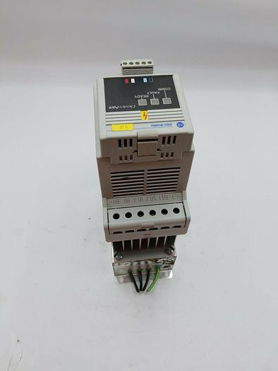Used ALLEN-BRADLEY 160-AA08NPS1 SER C SPEED CONTROL. 160-LFA2 Ser A. 160-DN2 Ser A