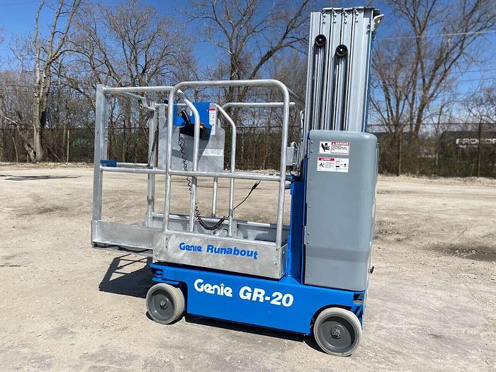 Used 2011 GENIE GR20