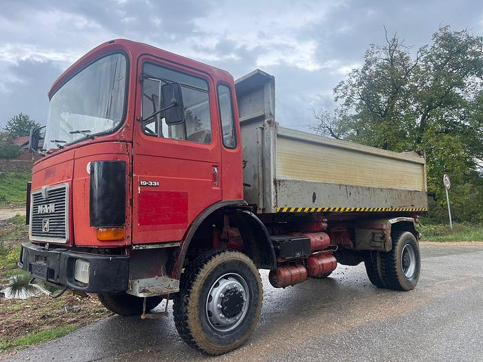 Gebruikt MAN 19.331 typer 4x4 full steel 6 cilinder