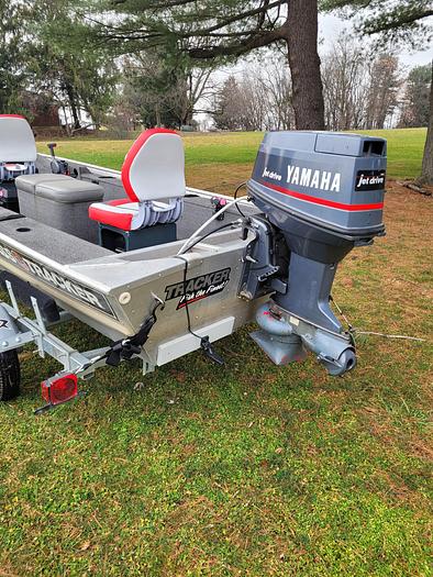 Used 1990 Bass Tracker PF16 Special