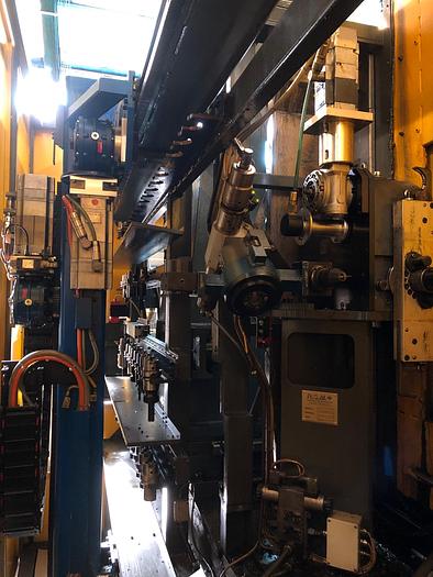 Utilisé Centre d'usinage MANDELLI