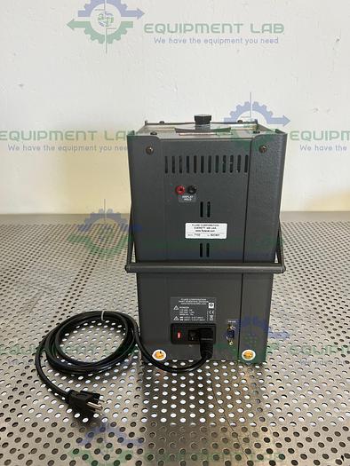 Used Fluke Corporation  7102 Micro Bath Thermometer Calibrator -5° to 125°C, 750 mL