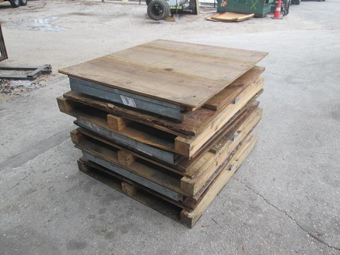 Used Shipping or Storage containers, boxes, wood crates (heavy duty) Shipping or Storage containers, boxes, wood crates (heavy duty)