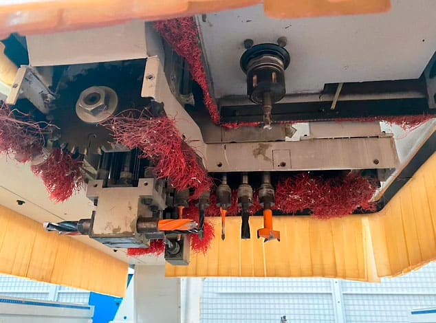 Used Masterwood Winner 2.4k - CNC Machining Center - 2003