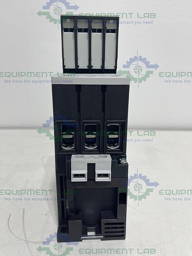 Siemens  3RT1 034-1 QB44-3MA0 Contracter w/3RH19211-1HA22-3AA1 Motor Control