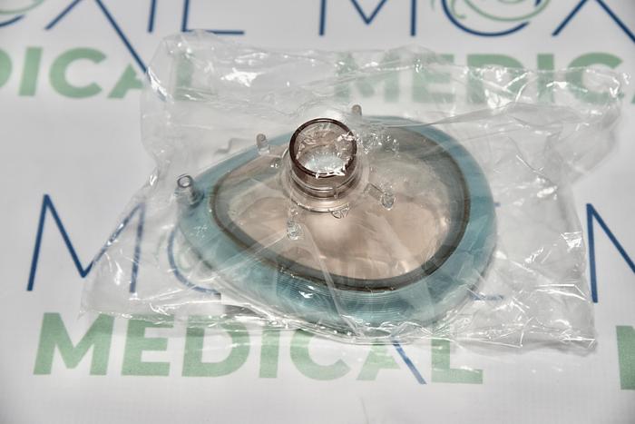 KING SYSTEMS 1065 LARGE ADULT (SIZE 6) INFLATABLE FACE MASK, 