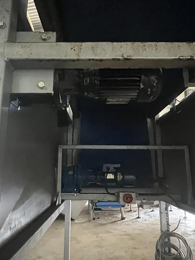 Used 2008 Peal Evenflow hopper