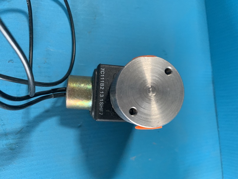 Used Parker Skinner Valve 71216SN2BL00N0C111B2