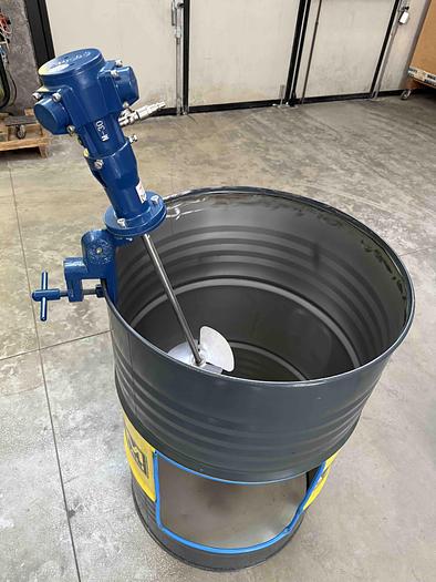 AGITATORE PNEUMATICO 1,5 HP CON MORSETTO INCLINABILE IN ALLUMINIO PER FUSTI 130/200