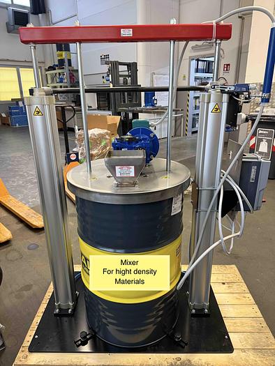 AGITATORE PER FUSTI SU SOLLEVATORE BICOLONNA