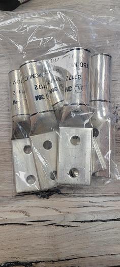 (lot of 5) UL3M 750 MCM CU 2 HOLE COMPRESSION LUG 31172(C)