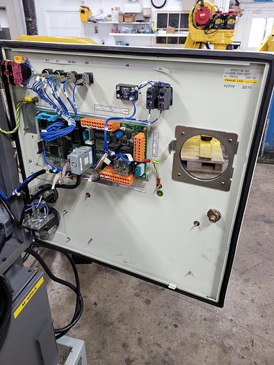 Used Fanuc M-420ia Industrial Robot with R30ia Controller