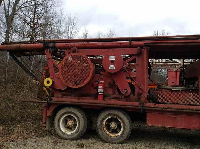 Used 1978 Walker Neer C33-A Triple Drum Service Rig