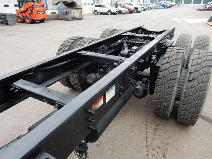 Used 2002 Sterling LT-9500