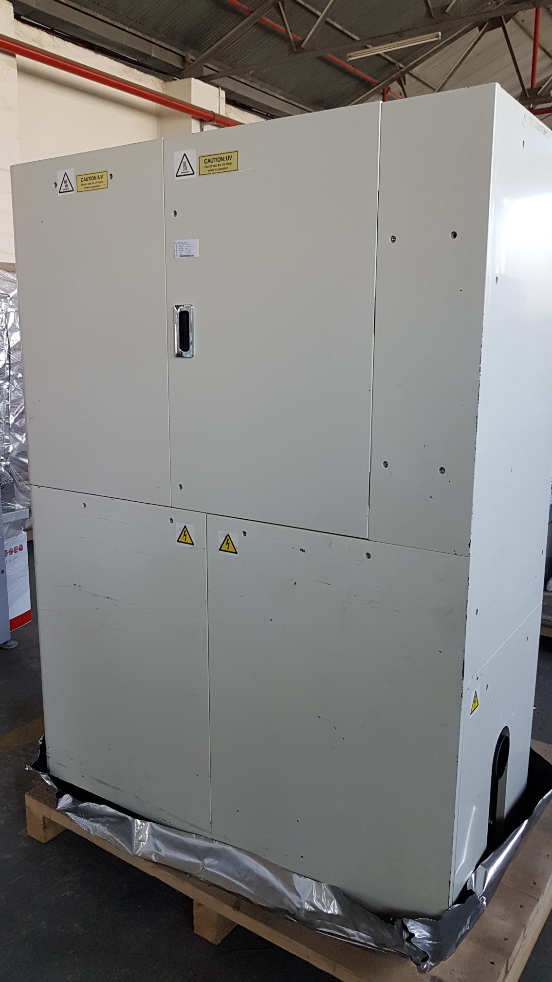 Used LINTEC RAD-2500F / 12RM Wafer Mounter