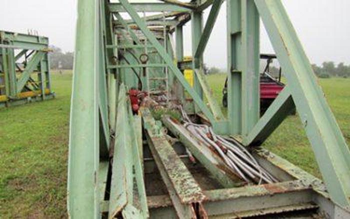 Used Emsco Electro Hoist II 2000 HP Land drilling rig