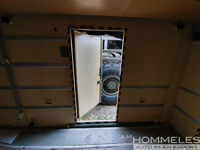 Used Zeppelin shelter groß