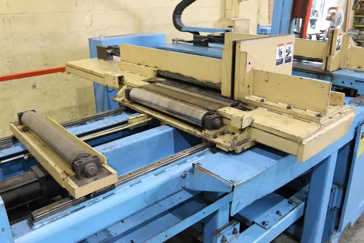 Used 2003 DOALL Vertical Bandsaw Model TF-2025NC Capacity 20" x 25"