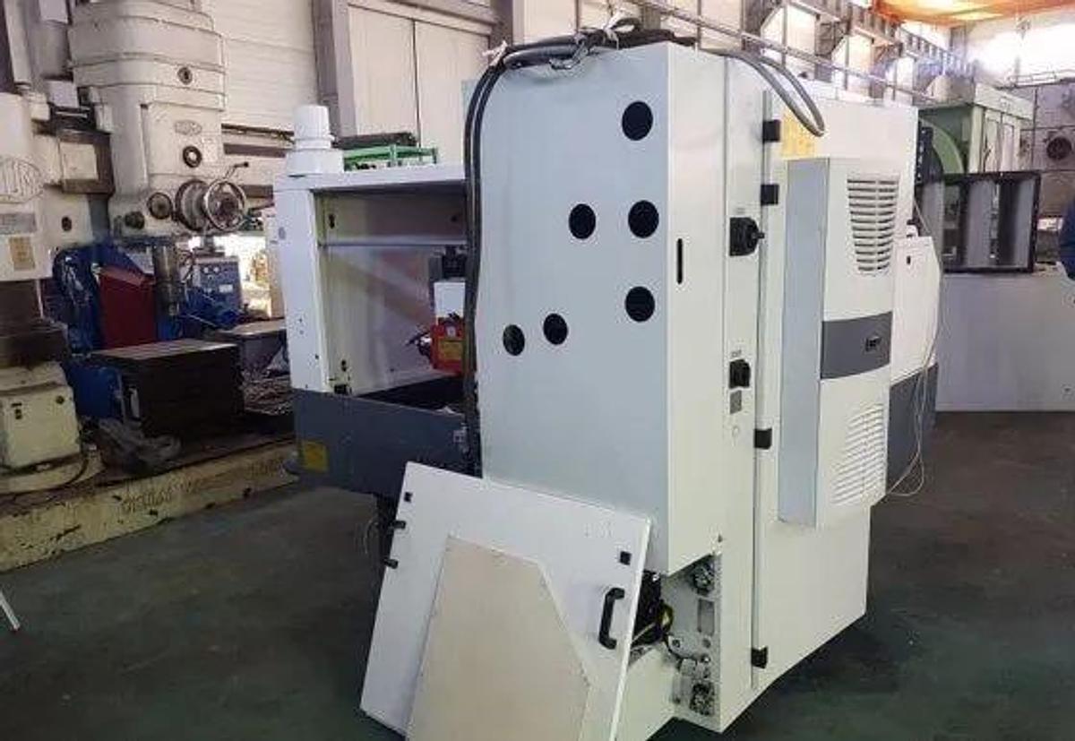 2012 STUDER S-33 CNC UNIVERSAL OD/ID CNC GRINDER, NEW 2012, Low hours, FANUC 31i control