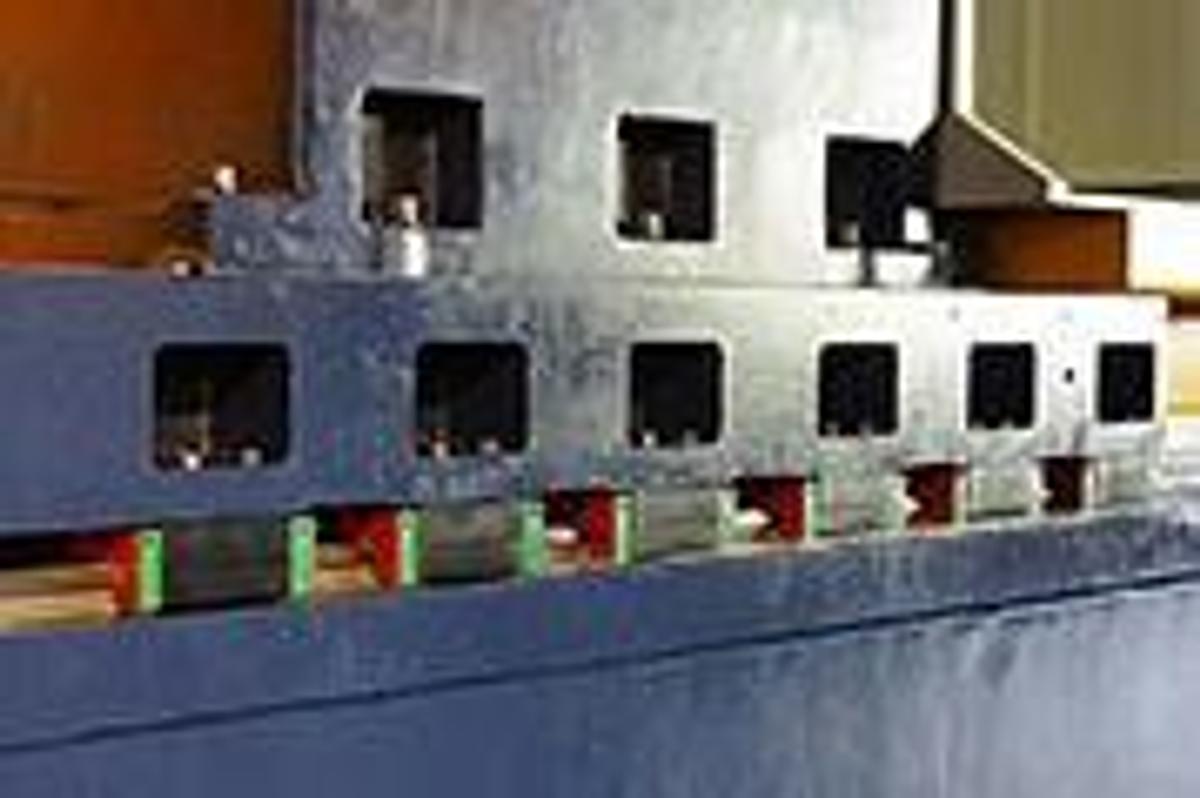 FOURSTAR Fixed Double Column Ganty Machining Center, Model FD-1842