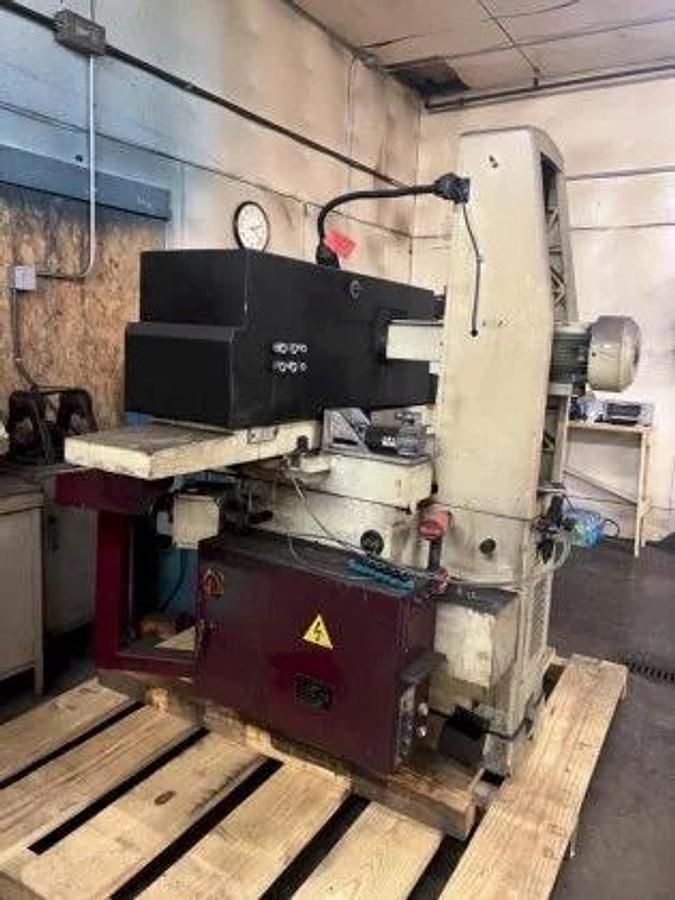 Used 10" X 20" KENT #KGS-1020AHD-1 HORIZONTAL SURFACE GRINDER