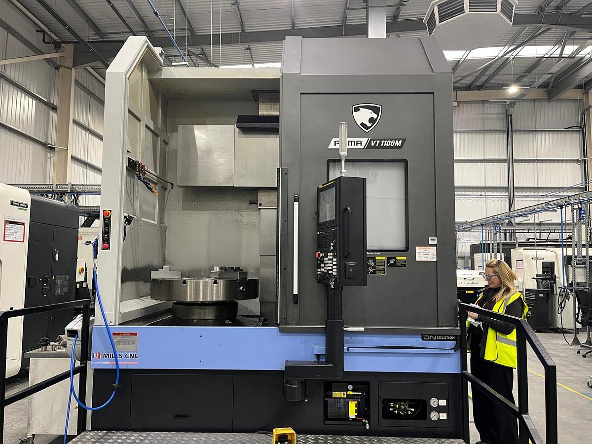 Used 2023 DOOSAN VT1100M