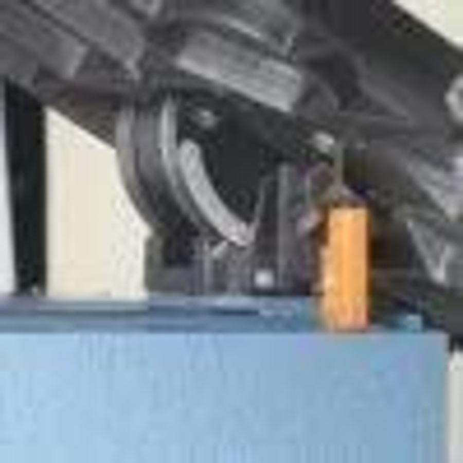 DOALL Vertical Bandsaw Model 2013-V3 with 3 HP Motor