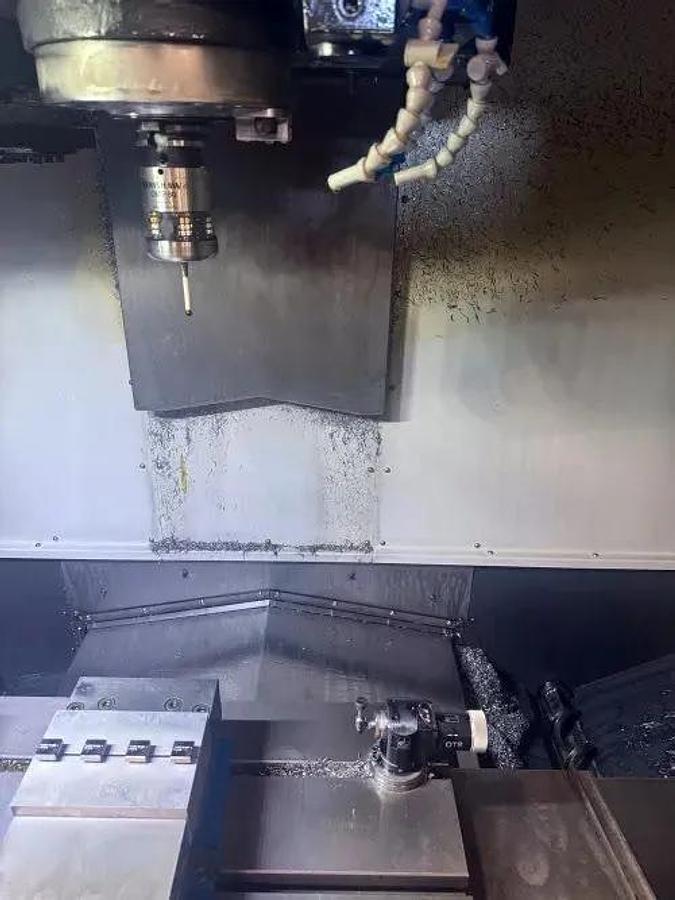 Used 2019 DOOSAN DNM 4500 Vertical Machining Center