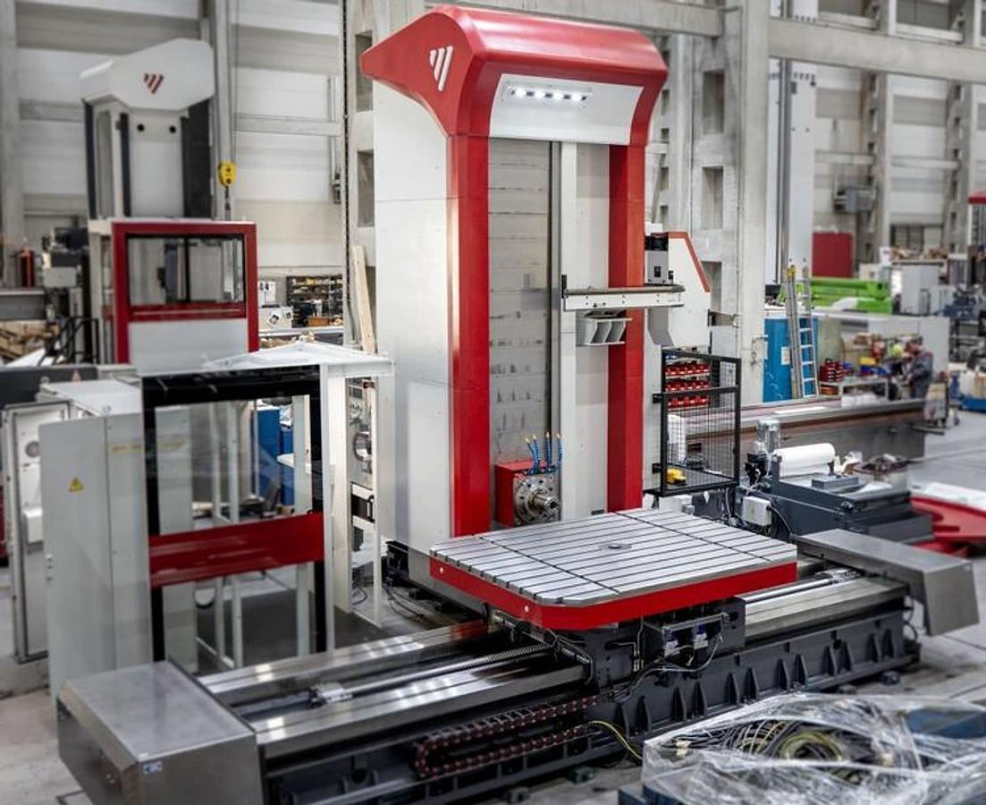 FERMAT WFT 13 CNC Table Type HBM 5.1" spindle; FANUC 31iB, In stock OHIO. 40 ATC, 1,000 PSI Coolant