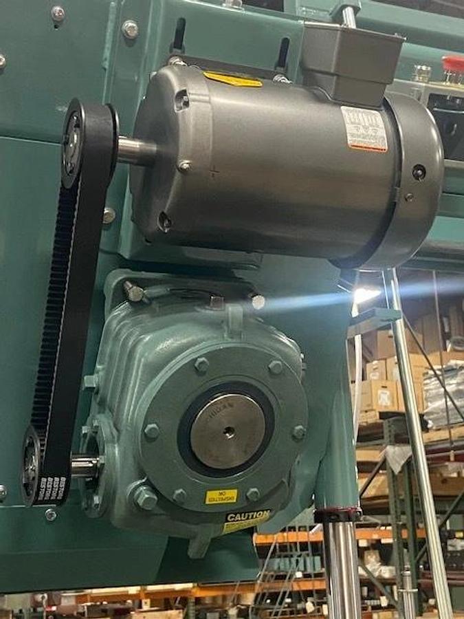 W.F. Wells Horizontal Twin Column Semi-Automatic Bandsaw Model H2024-3C 19.5" x 24" capacity