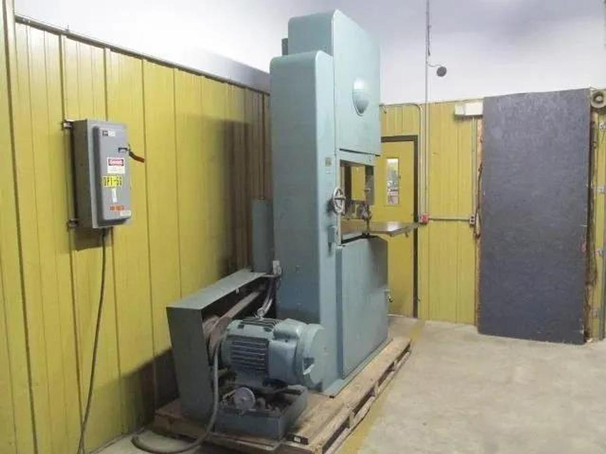 Used TANNEWITZ Model G1NE Vertical Bandsaw, 35" x 20" Variable Speed Bandsaw
