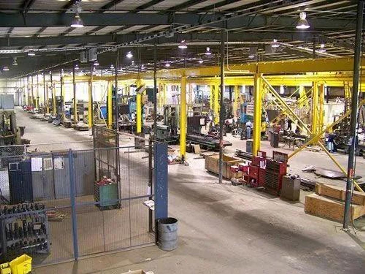 Used 2011 STANDARD INDUSTRIAL Press Brake Model AB-400 Ton 12', Flush Floor Mount, Tooling