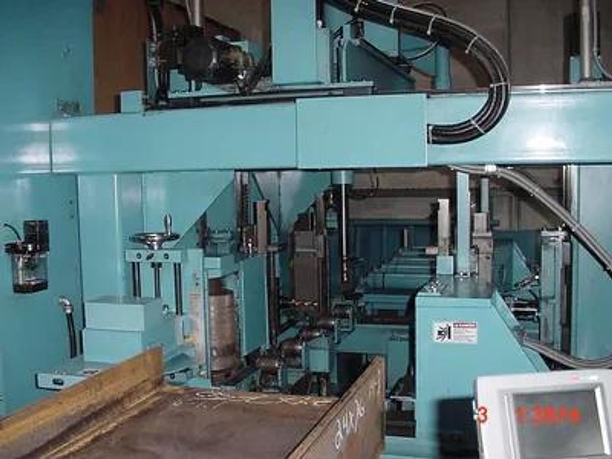 Used DAITO High Speed Drill for Structural Steel Model SDNFC 050 40" X 20" Capacity, 3 Spindles