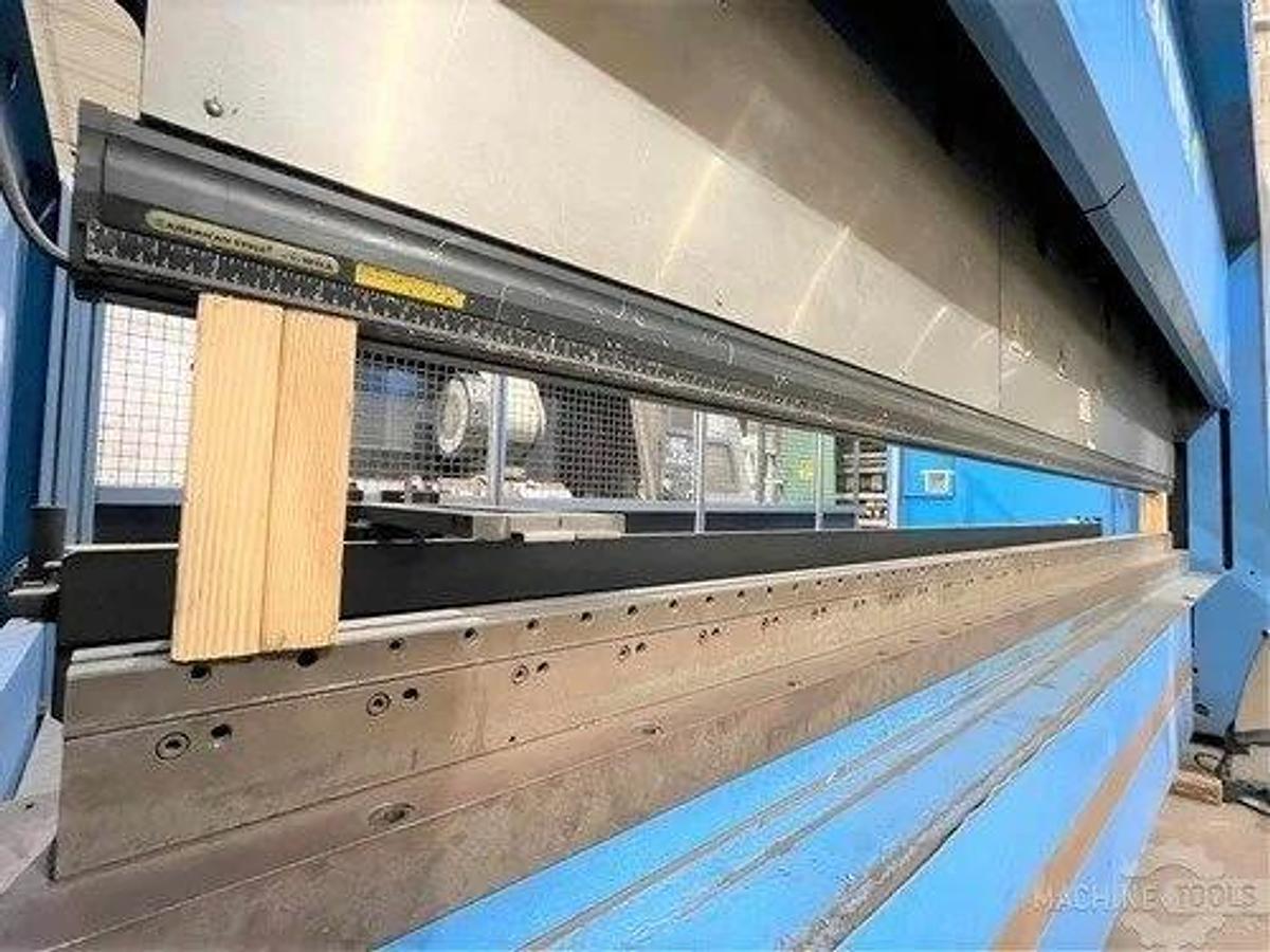 FINN POWER Electric Press Brake Model 200-4100 TS 3 F CNC, 200 Ton x 144" BH, 5 axis BG  (X,R,Z1,Z2,X1)