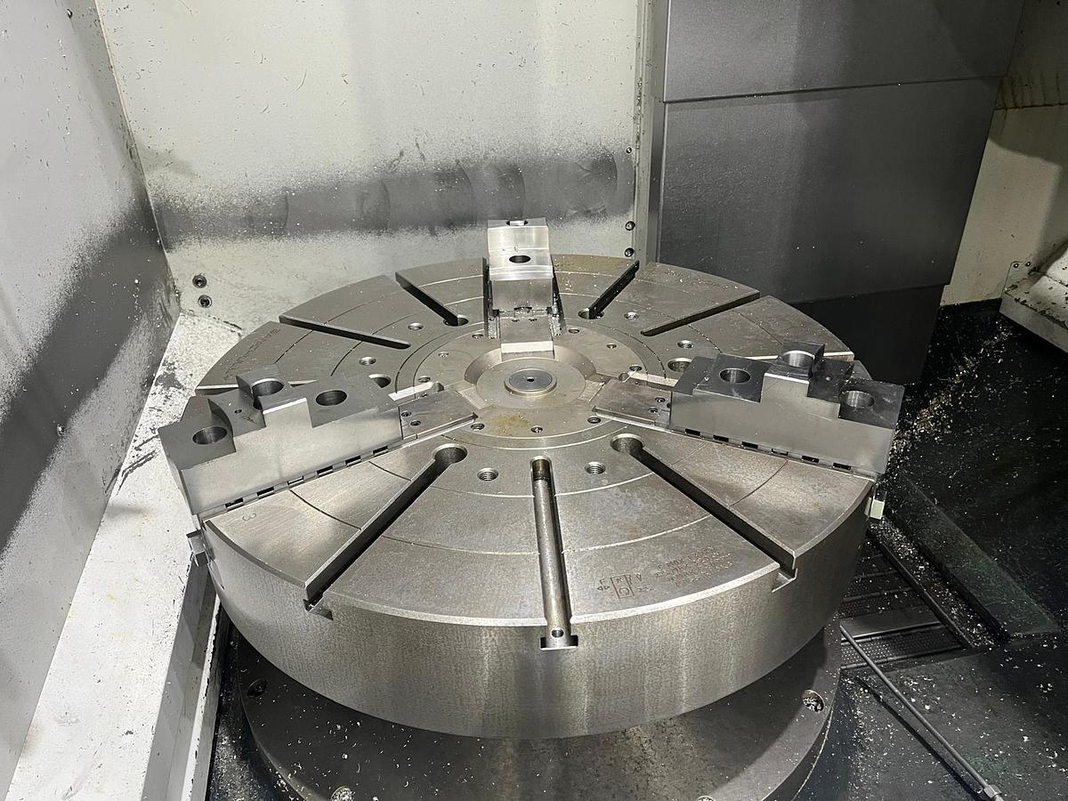 Used 2023 DOOSAN VT1100M