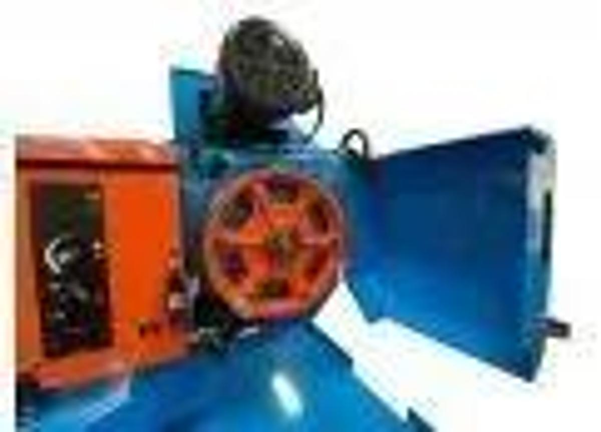 DOALL 400-S Structural Bandsaw 10 3/4" x 16" Capacity, up to 45 degree miter