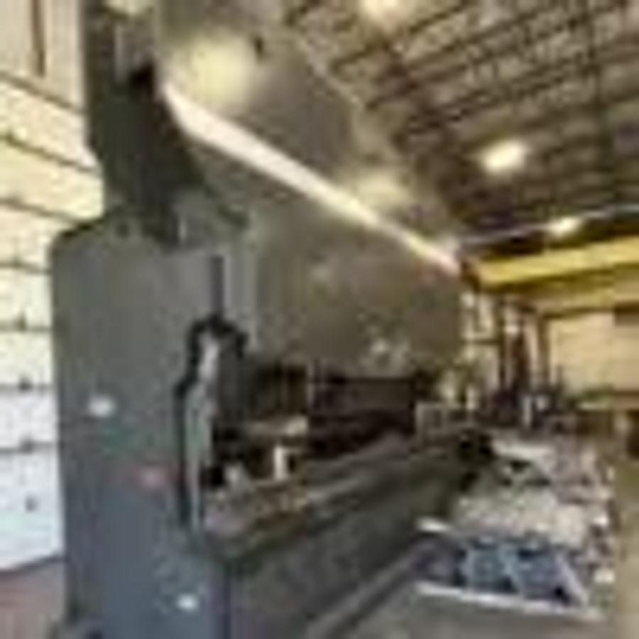 Used 2011 STANDARD INDUSTRIAL Press Brake Model AB-400 Ton 12', Flush Floor Mount, Tooling