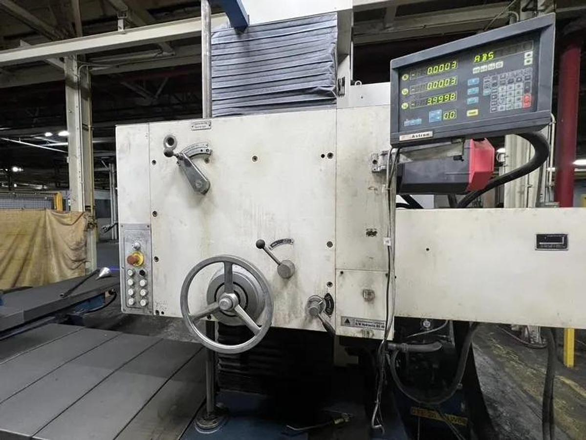 2009 KNUTH Model BO 110 CNC Horizontal Boring Mill 4.33" Spindle Dia., Table 43" x 38"