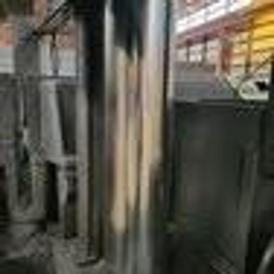 Used AMADA Semi-Automatic Mitering Column Type Horizontal Bandsaw Model HK-800, Used Rebuilt 32"x 23"