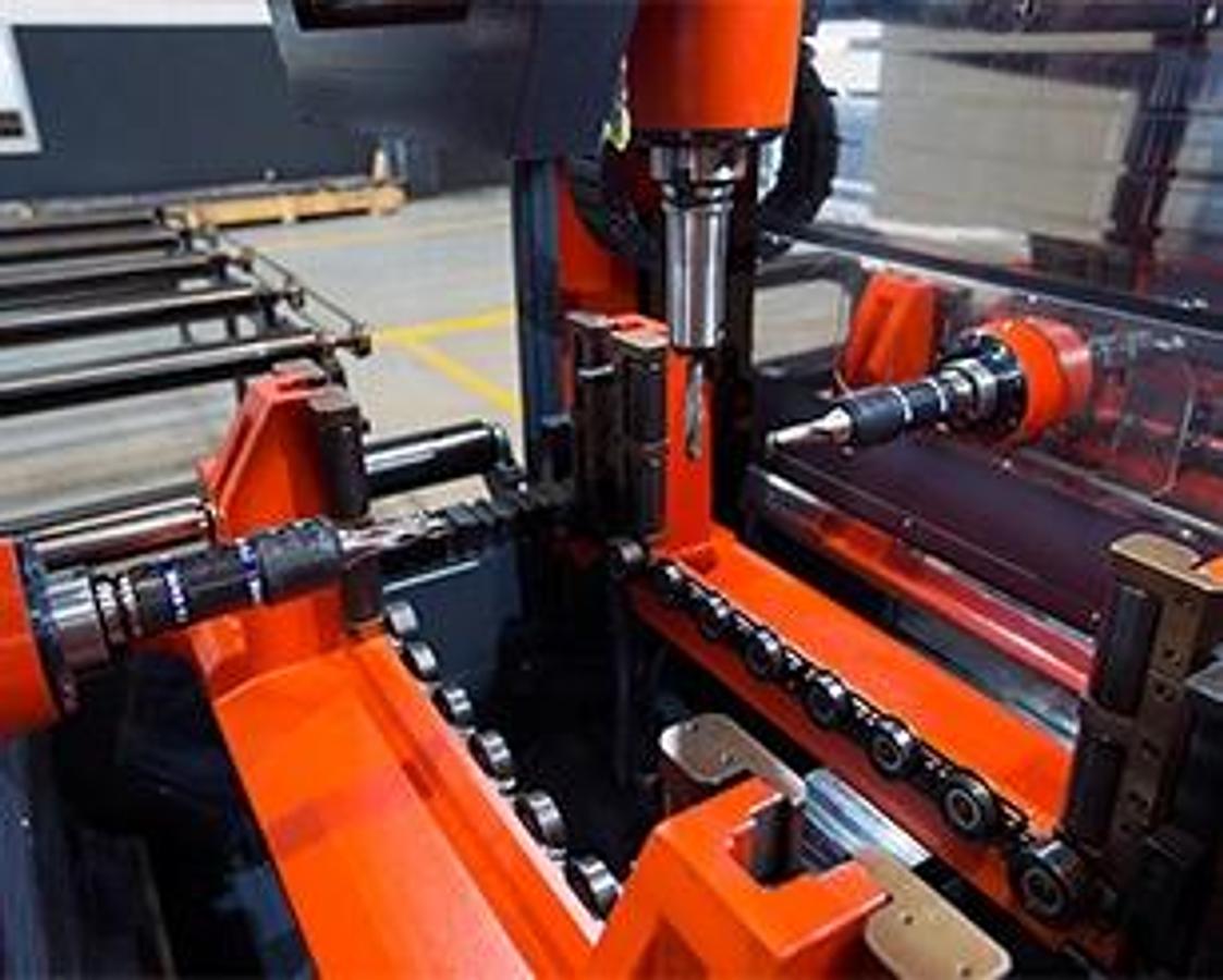 AKYAPAK Model 3ADM 1200 Beam & 3 Spindle CNC Drill Line