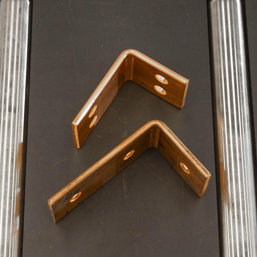 NC. 40ZB-2000 CNC Busbar Bending Machine