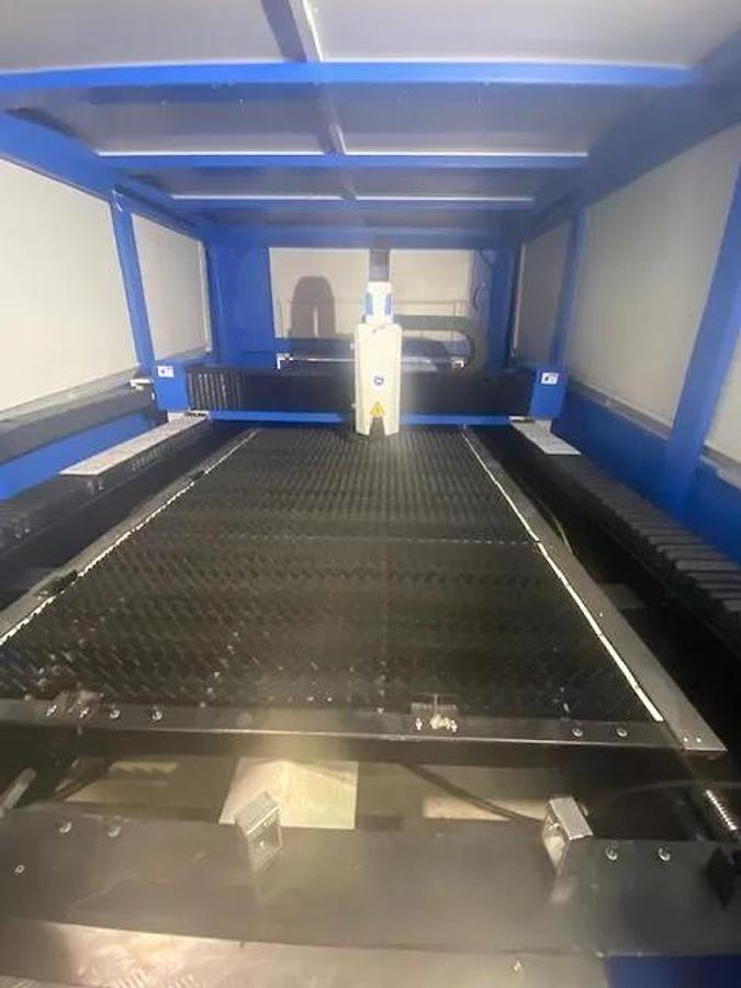 KNUTH ACE LASER 3015, 3,000 watt IPG laser, PRECITEC Light Cutter 2.0 head, machine has 2 year warranty