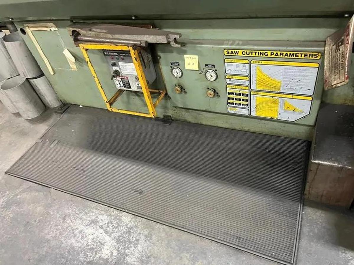 2000 HYD-MECH V-18A 18' X 20' Automatic Vertical Tilt Frame Saw