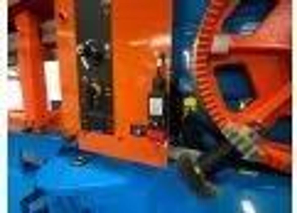 DOALL 400-S Structural Bandsaw 10 3/4" x 16" Capacity, up to 45 degree miter