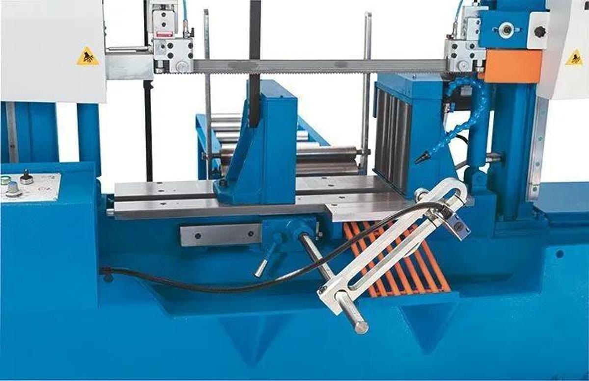 KNUTH 5.4HP ABS 560 L Fully Automatic Band Saw, 22" Capacity