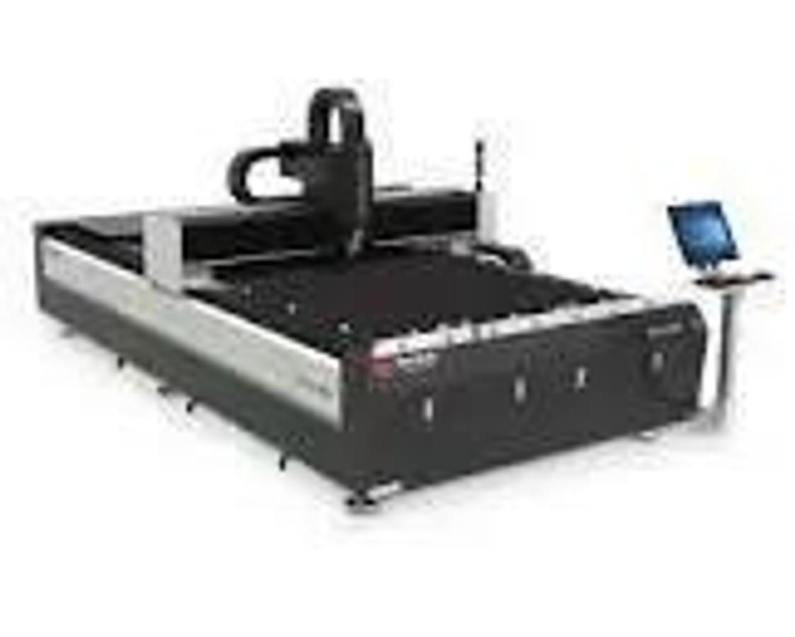 BESCUTTER ACCU STAR 5' X 10' 1500-2000W Fiber Laser
