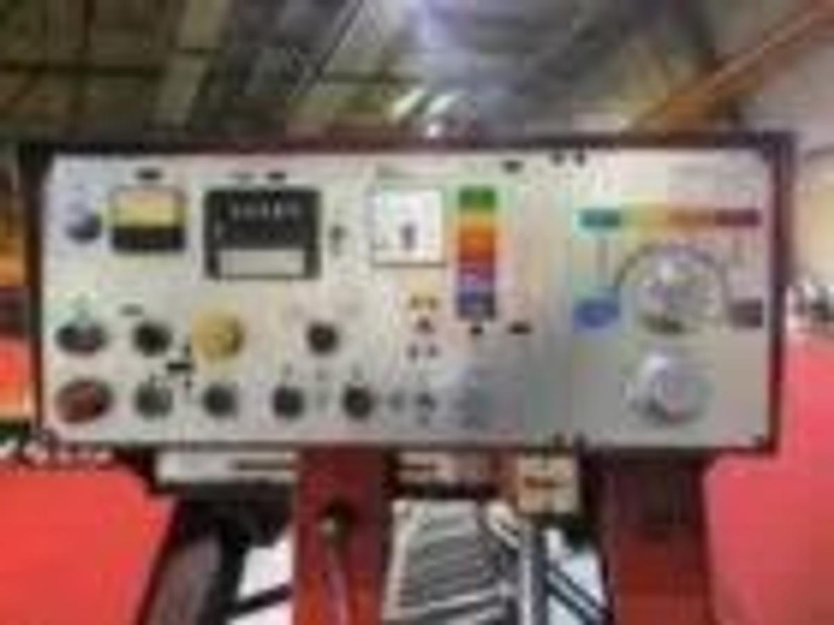 Used AMADA MODEL HA-400W AUTOMATIC HORIZONTAL SAW