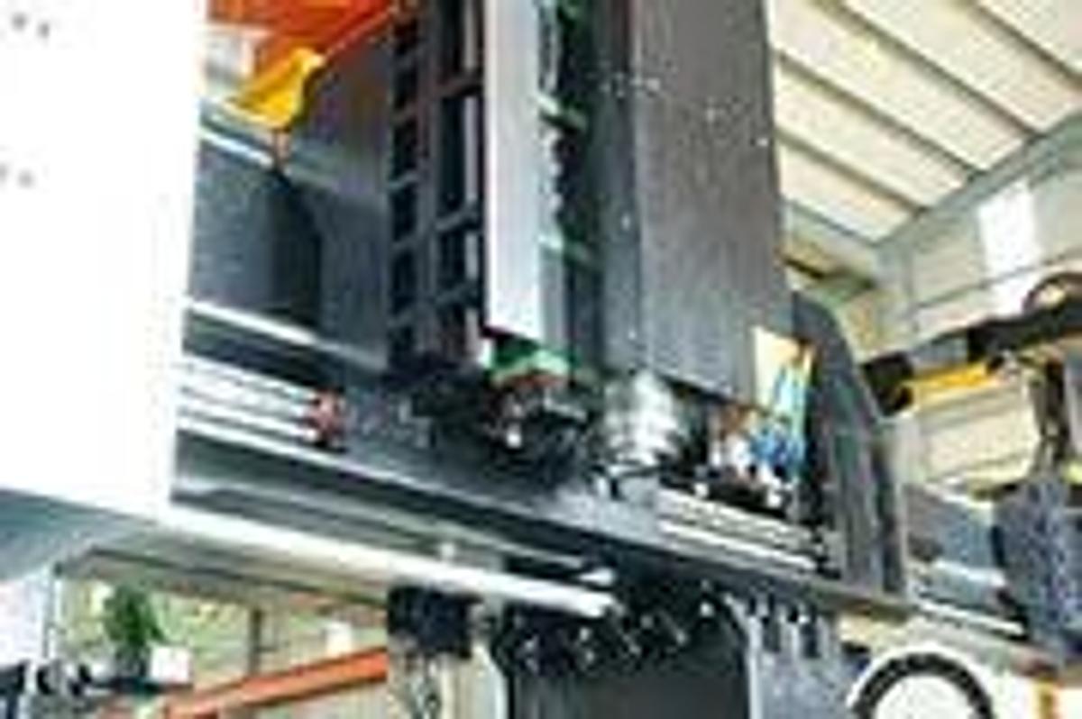 FOURSTAR Fixed Double Column Ganty Machining Center, Model FD-1842