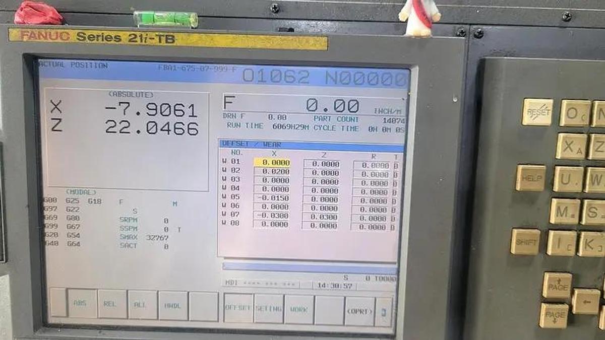 Used 2006 HANKOOK Protec 9NC X 4000 WITH 10" Bar Capacity, 160" Centers, (2)- 25" Manual Chucks, FANUC 21iTB Run Time Hours 6,069